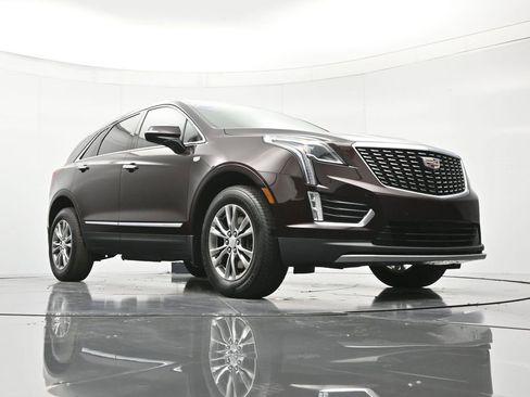 Used 2021 Cadillac XT5 Premium Luxury FWD image 40