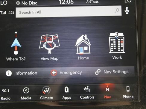 Used 2019 RAM 1500 Laramie AWD/4WD image 32