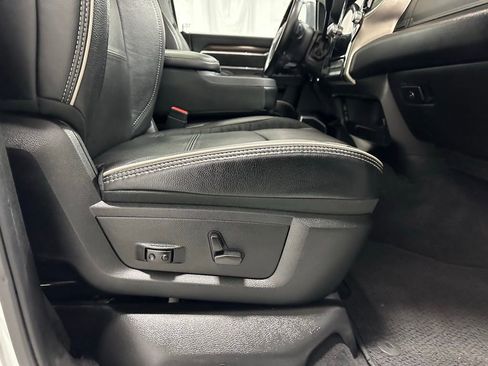 Used 2024 RAM 3500 Laramie image 59