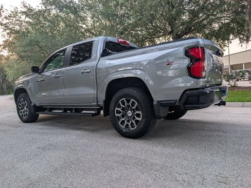 Used 2026 Chevrolet Colorado Z71 w/ Technology Package AWD/4WD image 6