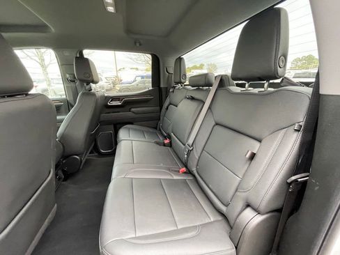 Used 2025 GMC Sierra 1500 SLT image 26