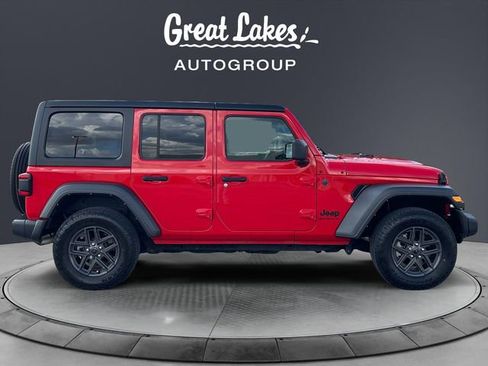 Used 2024 Jeep Wrangler Unlimited Sport AWD/4WD image 6