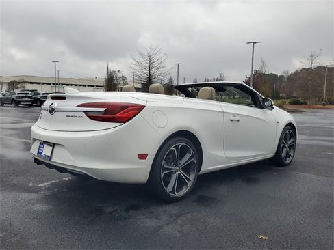Used 2017 Buick Cascada Premium image 27