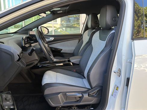 Certified 2023 Volkswagen ID.4 Pro RWD image 15