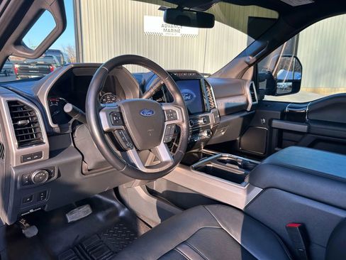 Used 2022 Ford F350 Platinum w/ Tremor Off-Road Package image 15