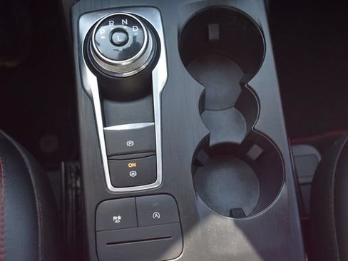 Used 2022 Ford Escape SEL w/ Technology Package AWD/4WD image 34