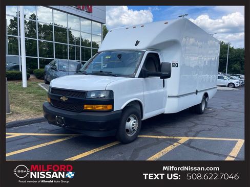 Used 2023 Chevrolet Express 3500 w/ Power Convenience Package RWD image 1