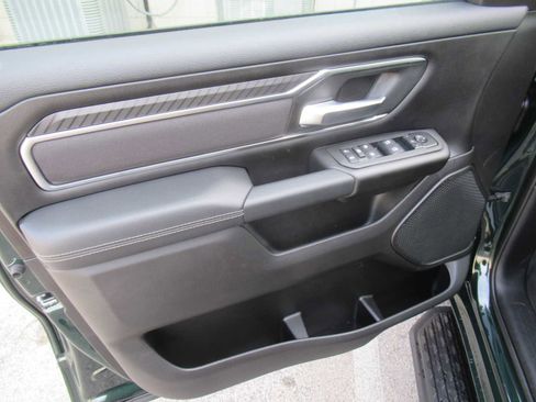 New 2026 RAM 1500 Big Horn AWD/4WD image 16