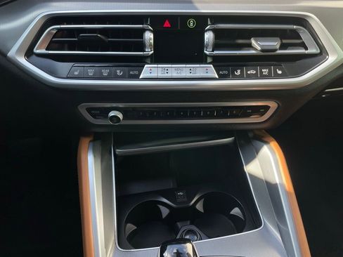 Used 2023 BMW X6 xDrive40i w/ Premium Package image 19