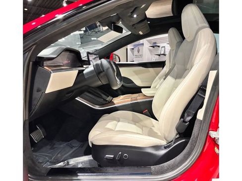 Used 2024 Tesla Model S image 20