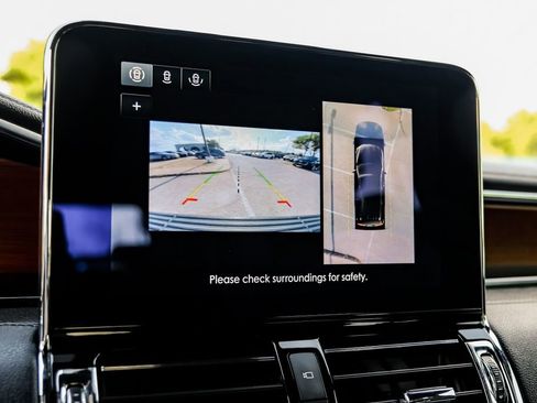 Used 2020 Lincoln Navigator Reserve RWD image 22