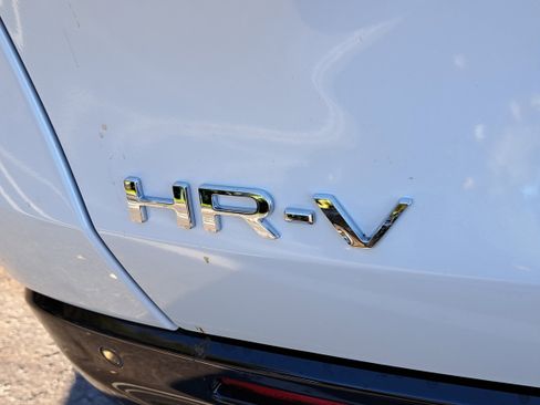 New 2026 Honda HR-V EX-L image 8