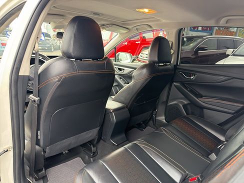 Used 2022 Subaru Crosstrek 2.5i Limited w/ Moonroof Package 2 image 12