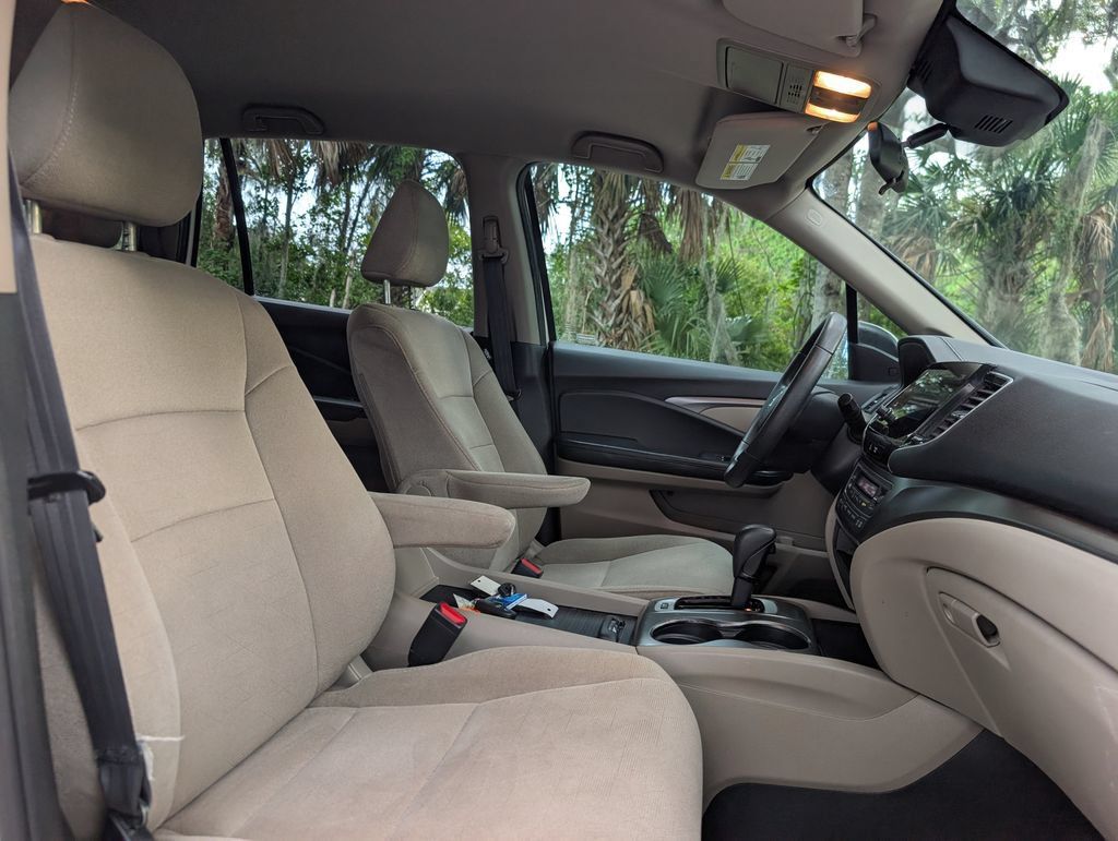 Used 2019 Honda Pilot EX image 14