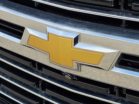 Used 2023 Chevrolet Tahoe LT w/ Luxury Package AWD/4WD image 30