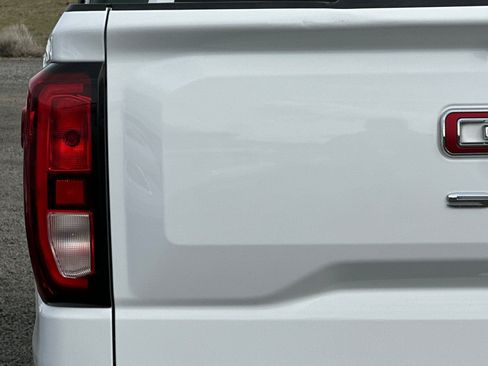 Used 2020 GMC Sierra 1500 4x4 Regular Cab w/ Sierra Value Package image 42