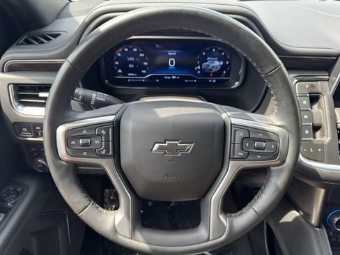 Certified 2024 Chevrolet Suburban Z71 w/ Luxury Package AWD/4WD image 29