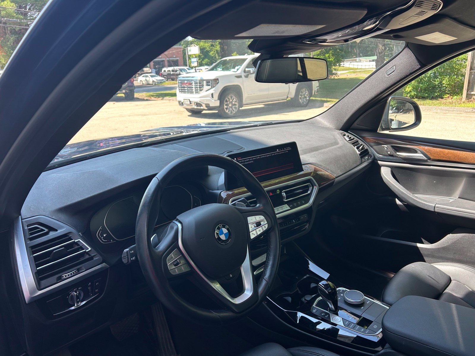 Used 2022 BMW X3 xDrive30i w/ Convenience Package AWD/4WD image 13