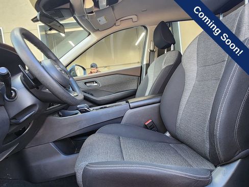 Used 2023 Nissan Rogue SV FWD image 17