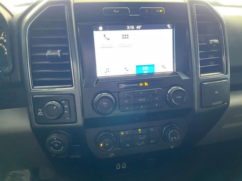 Used 2019 Ford F150 XLT w/ Max Trailer Tow Package image 34