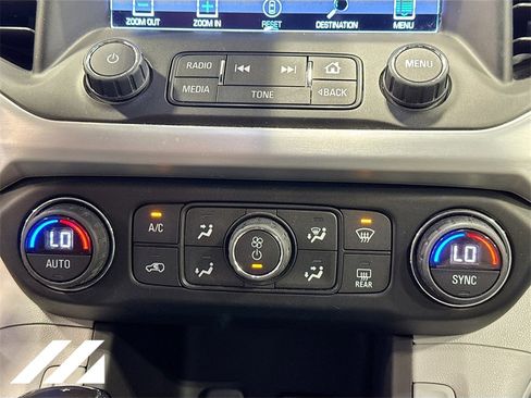 Used 2017 GMC Acadia SLT image 18