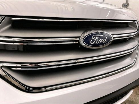 Used 2018 Ford Edge SEL w/ Equipment Group 201A image 30
