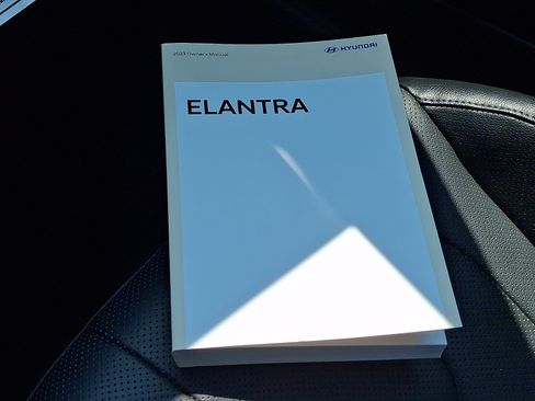 Certified 2023 Hyundai Elantra Limited FWD image 26