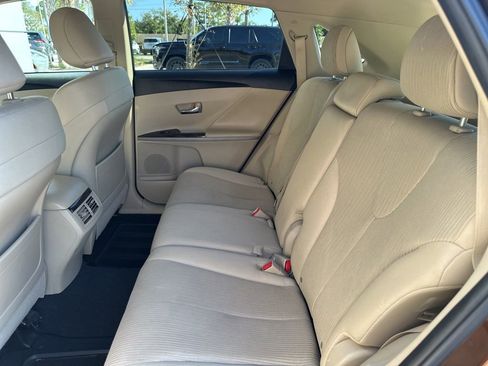 Used 2009 Toyota Venza image 3