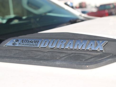 Used 2022 Chevrolet Silverado 2500 LTZ w/ Z71 Chrome Sport Edition image 10