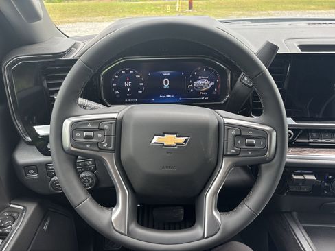 New 2026 Chevrolet Silverado 3500 LTZ w/ LTZ Plus Package AWD/4WD image 17