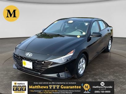 Used 2023 Hyundai Elantra SE