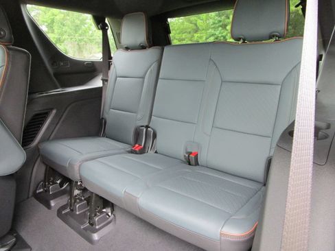 New 2026 GMC Yukon AT4 w/ AT4 Premium Plus Package AWD/4WD image 19