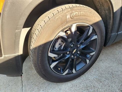 Used 2023 Chevrolet TrailBlazer LT image 9