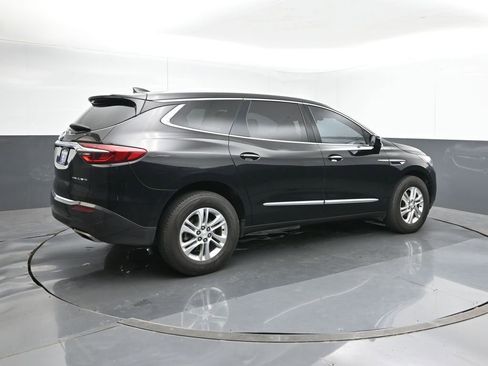 Used 2018 Buick Enclave Essence image 5
