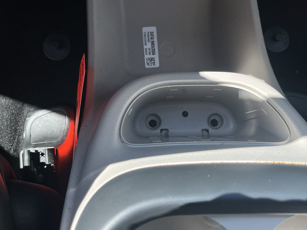 Used 2023 Chrysler Pacifica Touring-L FWD image 32