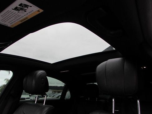 Used 2018 Mercedes-Benz S 560 Sedan image 14