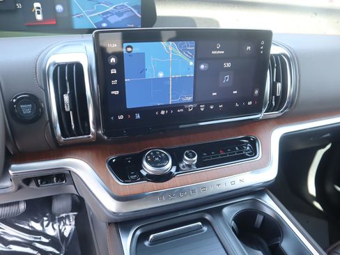New 2026 Ford Expedition King Ranch AWD/4WD image 5