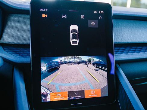 Used 2023 Polestar Polestar 2 image 24