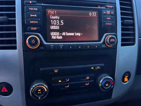 Used 2016 Nissan Frontier SV RWD image 12