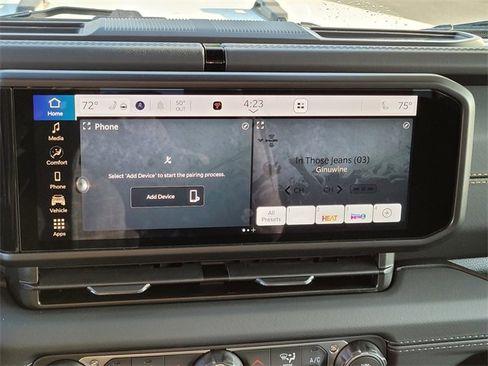 New 2025 Jeep Gladiator High Tide image 21