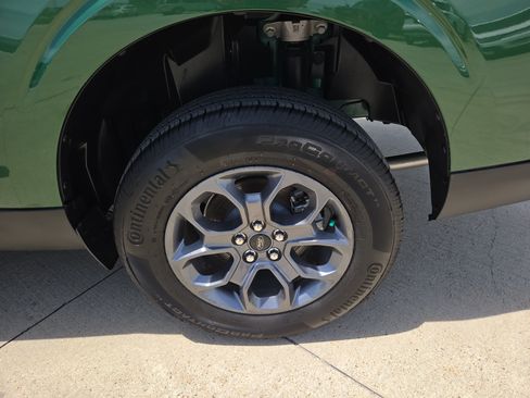 Used 2025 Ford Maverick XLT w/ Equipment Group 302A AWD/4WD image 26