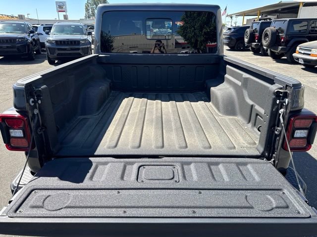 New 2026 Jeep Gladiator Mojave AWD/4WD image 5