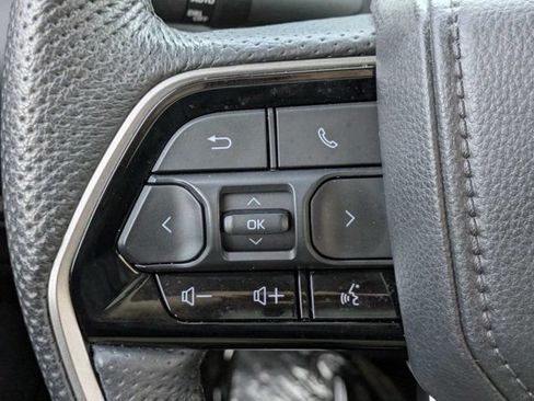 Used 2023 Toyota Sequoia Limited AWD/4WD image 28