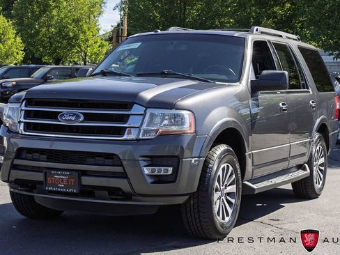 Used 2017 Ford Expedition XLT AWD/4WD image 12