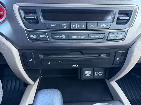 Used 2020 Honda Pilot EX-L image 23