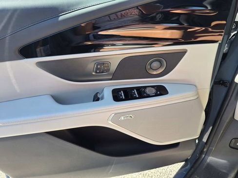 New 2026 Lincoln Nautilus Premier w/ Equipment Group 102A image 15