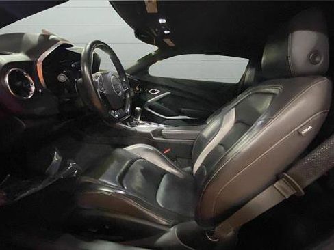 Used 2023 Chevrolet Camaro LT w/ RS Package image 10