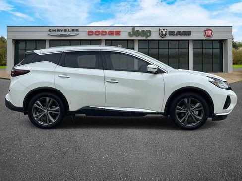 Used 2021 Nissan Murano Platinum w/ Cargo Package FWD image 3