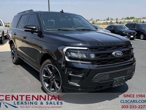 Used 2023 Ford Expedition Limited AWD/4WD image 1