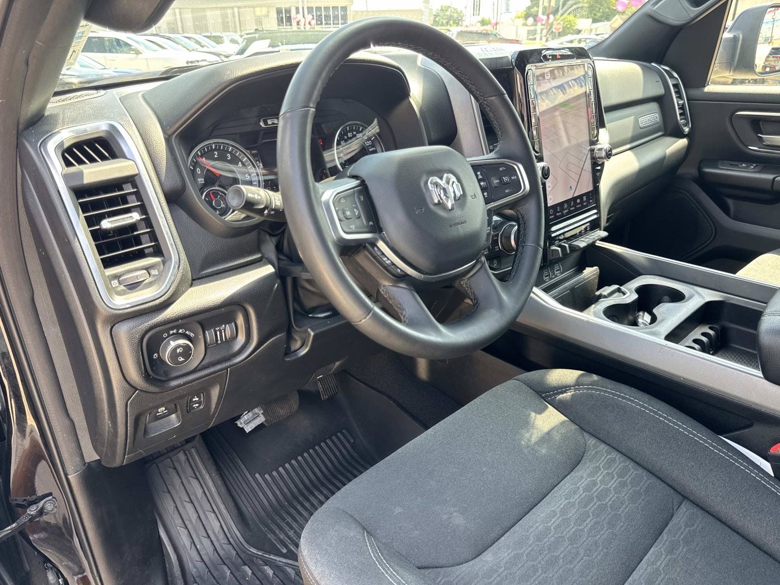 Used 2025 RAM 1500 Big Horn AWD/4WD image 17